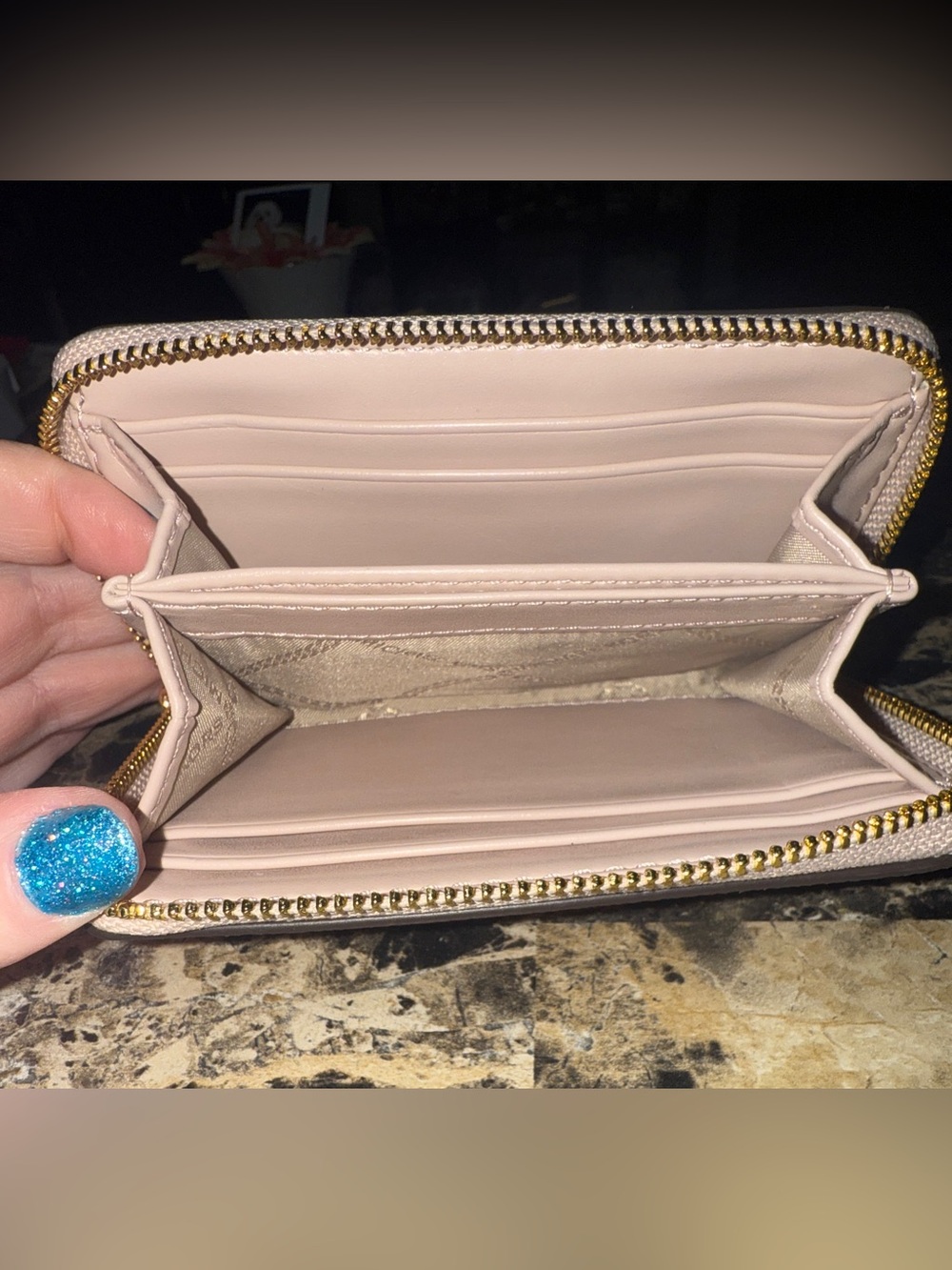 ✨ NWOT Michael Kors Jet Set Card Case Zip Around Wallet Vanilla Soft Pink ✨ - Picture 3 of 3